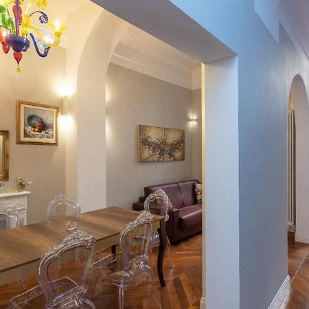 Gregoriana Luxury Rental In Рим Екстериор снимка