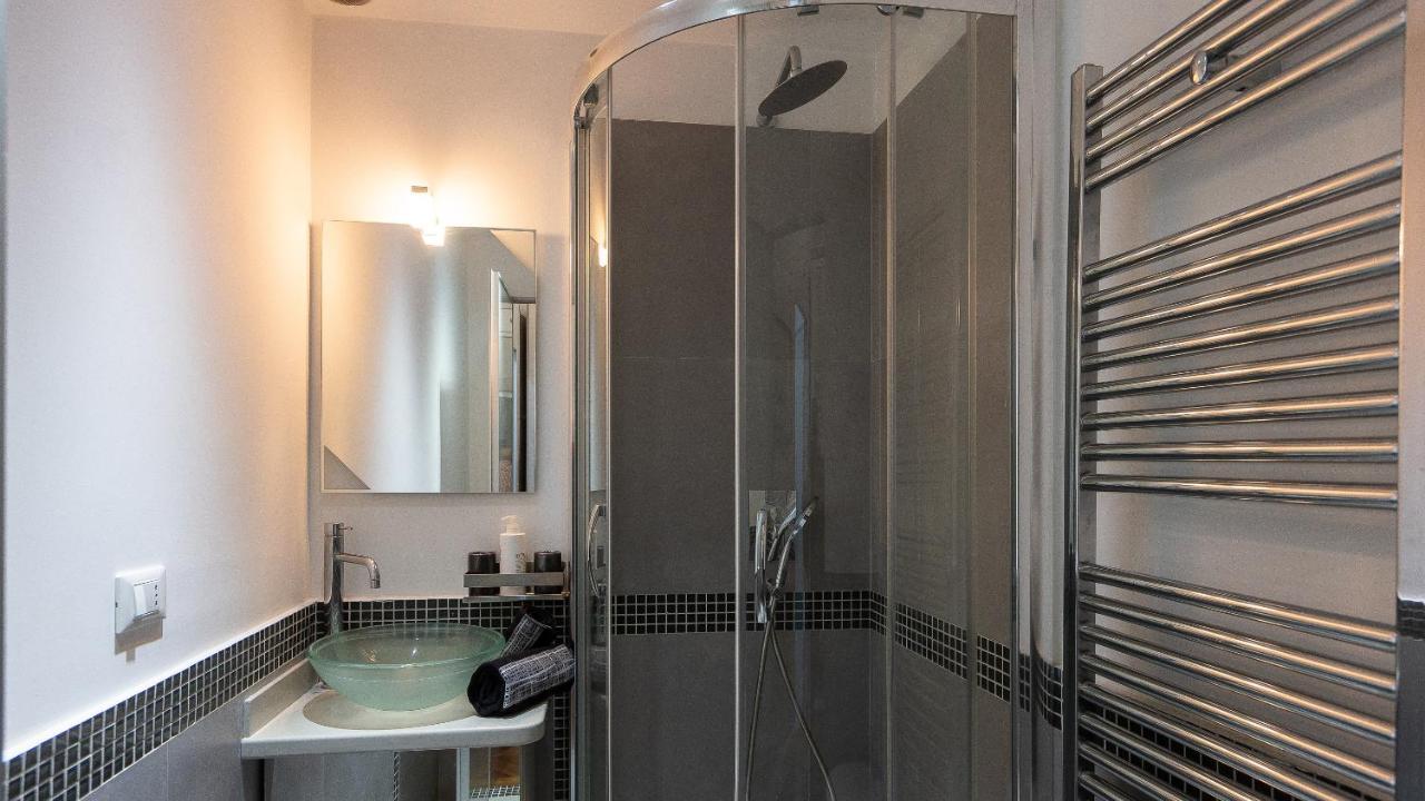 Gregoriana Luxury Rental In Рим Екстериор снимка