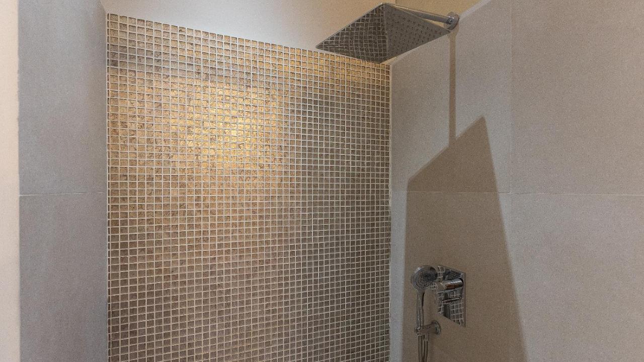 Gregoriana Luxury Rental In Рим Екстериор снимка
