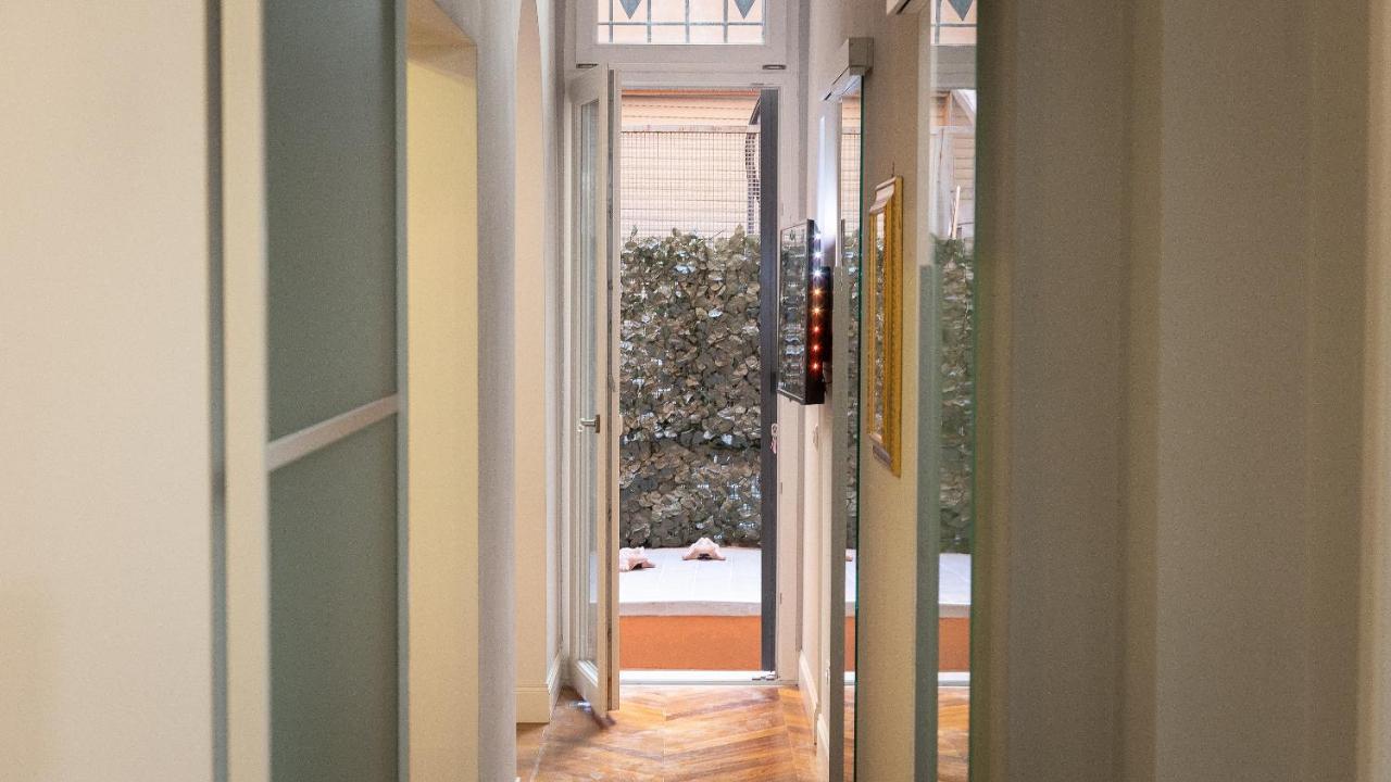 Gregoriana Luxury Rental In Рим Екстериор снимка