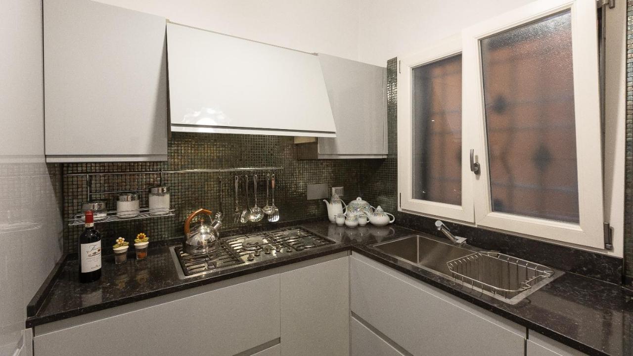 Gregoriana Luxury Rental In Рим Екстериор снимка